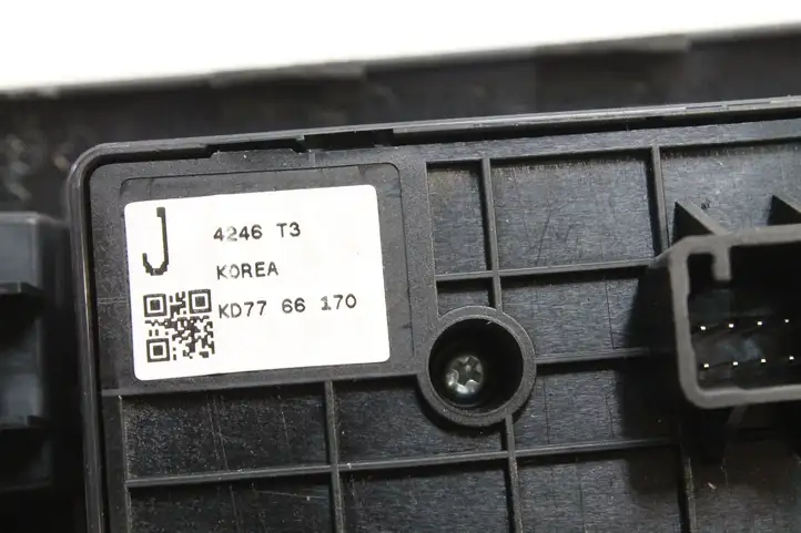 (2012 - 2015) KD7766170 Включатель регулировки высоты фонарей — фото 4