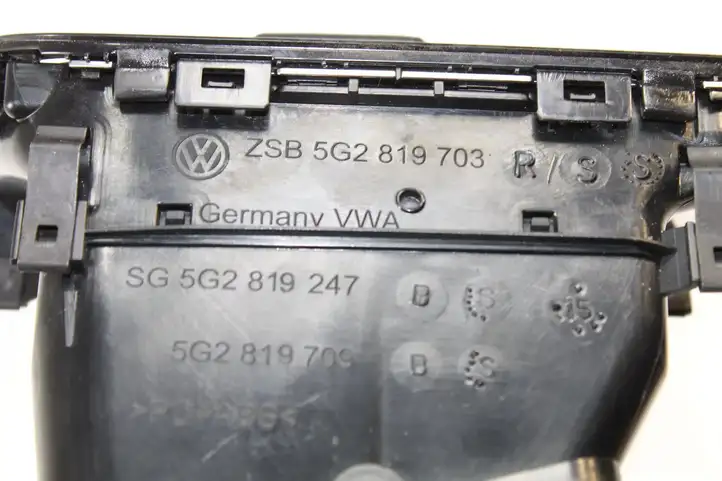 Volkswagen Golf VII (2013 - 2019) 5G2819703R Воздушная решетка панели — фото 4