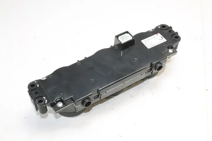 Mitsubishi ASX (2010 - 2016) 7820A082XB Управление климат контролем — фото 2