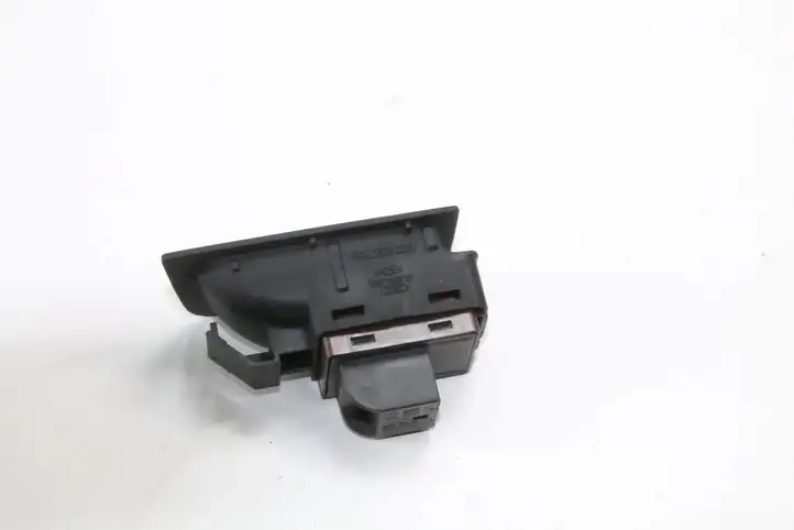 Audi A7 S7 4G (2010 - 2014) 4G8959830 Кнопка закрытия багажника — фото 3