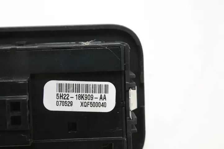 Land Rover Discovery 3 - LR3 (2004 - 2009) 5H2218K909AA Блок кнопок на панели — фото 4