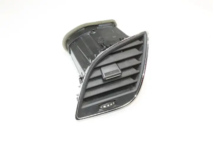 Seat Leon (5F) (2012 - 2019) 5F2820901 Воздушная решетка панели — фото 1