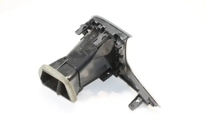 Seat Leon (5F) (2012 - 2019) 5F2820902 Воздушная решетка панели — фото 4