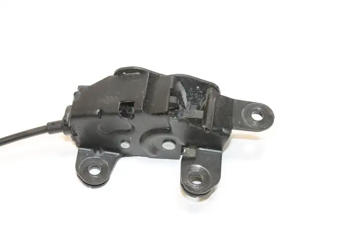BMW X5 E70 (2006 - 2013) 988586 Замок крышки багажника — фото 6