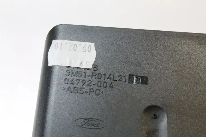 Ford Kuga I (2008 - 2012) 3M51R014L21AE Воздушная решетка панели — фото 3