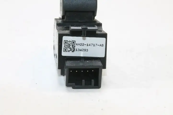 Land Rover Discovery 4 - LR4 (2009 - 2013) AH2214717AB Блок кнопок стеклоподъемников — фото 3