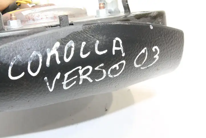 Toyota Corolla E120 E130 (2000 - 2004) Подушка безопасности руля — фото 4