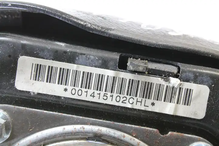 Toyota Corolla E120 E130 (2000 - 2004) Подушка безопасности руля — фото 5