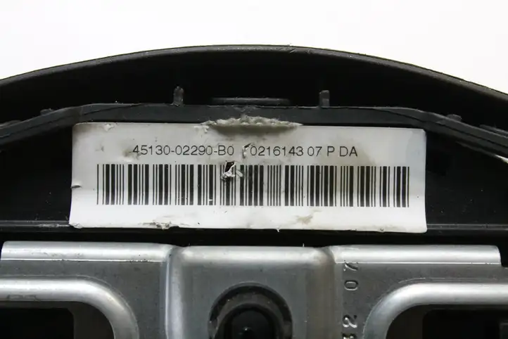 Toyota Auris 150 (2006 - 2012) 4513002290 Подушка безопасности руля — фото 4