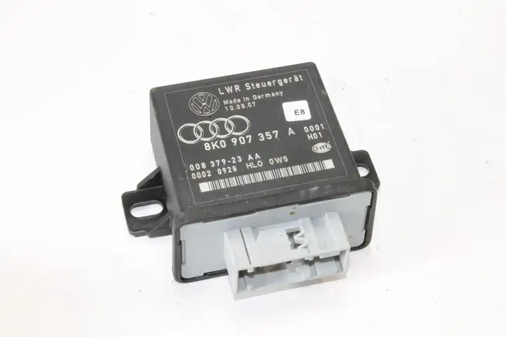 Audi A5 8T 8F (2007 - 2011) 8K0907357A Блок управления светом — фото 1
