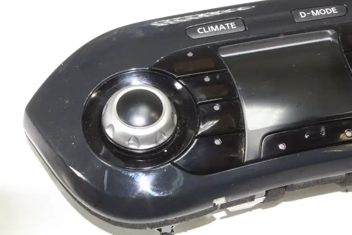 Nissan Juke I F15 (2010 - 2018) 248451KA1B Управление климат контролем — фото 2