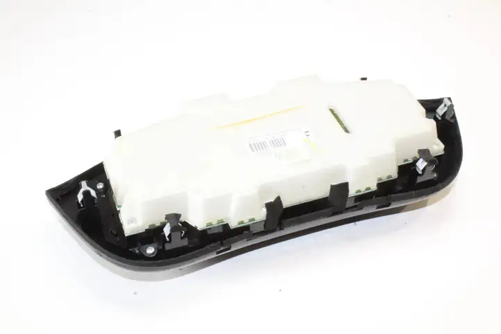 Nissan Juke I F15 (2010 - 2018) 248451KA1B Управление климат контролем — фото 4