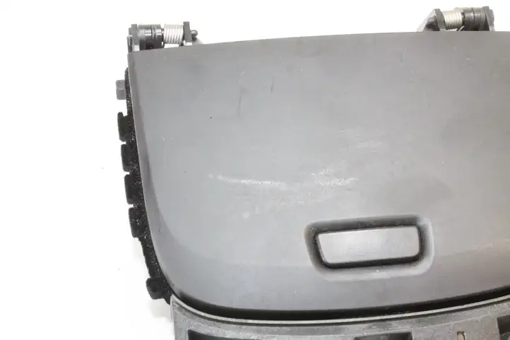 Chevrolet Captiva (2011 - 2013) TB1151 Вещевой ящик — фото 2