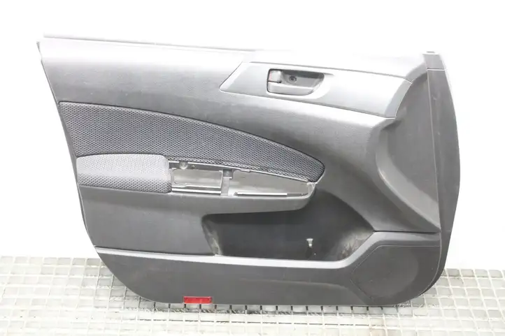 Subaru Forester SH (2008 - 2013) Обшивка передней двери — фото 1