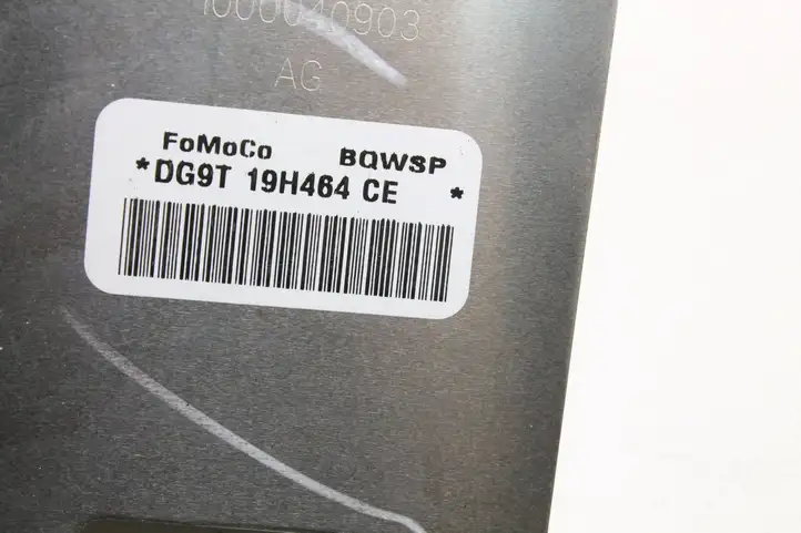 Ford Fusion II (2013 - ) DG9T19H464CE GPS антенна — фото 3