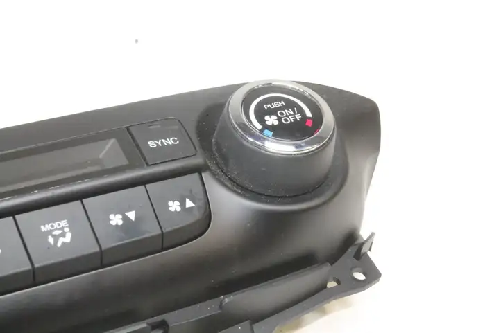 Honda CR-V (2009 - 2012) 79600T1GE6 Управление климат контролем — фото 4