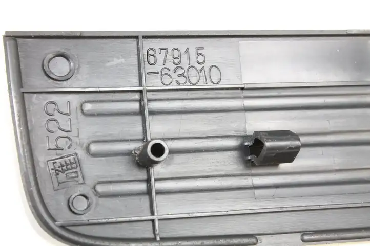 Toyota Prius (NHW20) (2003 - 2009) 6791563010 Отделка заднего порога — фото 5