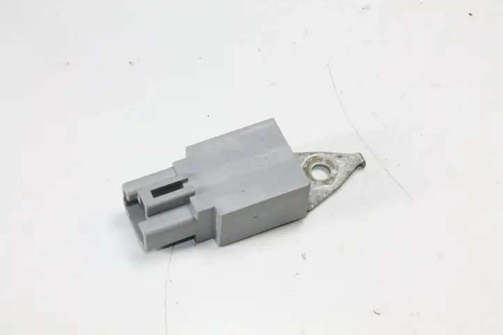 Toyota Prius (NHW20) (2003 - 2009) 9098004174 Реле аварийных фонарей — фото 1