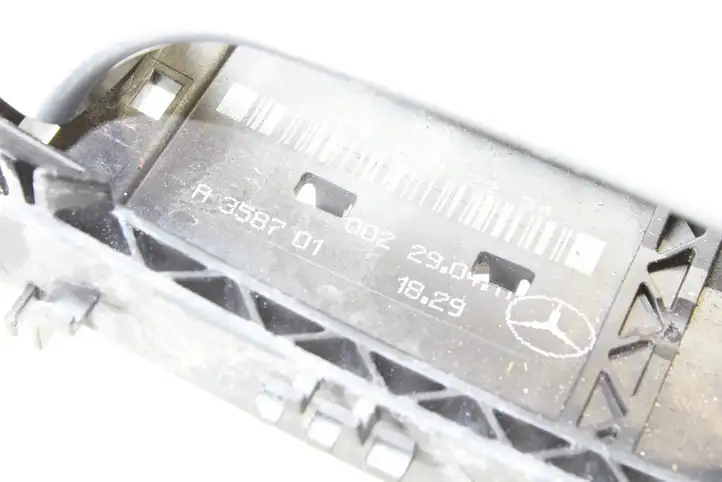 Mercedes-Benz C W204 (2007 - 2014) Наружная ручка двери — фото 5