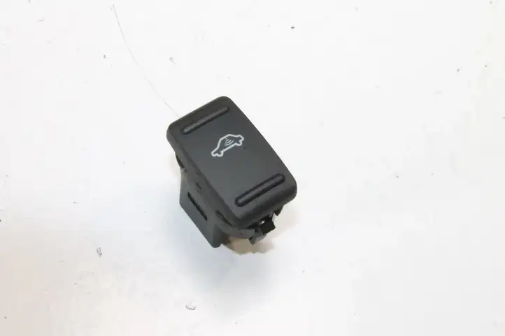 Ford Kuga I (2008 - 2012) 7M5T19H288AA Кнопка фаркопа в багажнике — фото 1