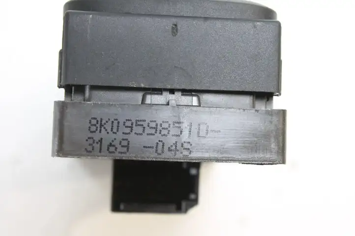 Audi A4 S4 B8 8K (2007 - 2011) 8K09598510 Кнопка фаркопа в багажнике — фото 3
