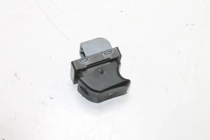 Audi A4 S4 B8 8K (2007 - 2011) 8K0959855 Кнопка фаркопа в багажнике — фото 2