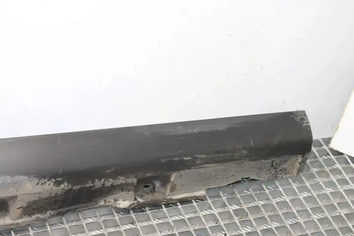 Ford Focus (2011 - 2015) Порог кузова — фото 4