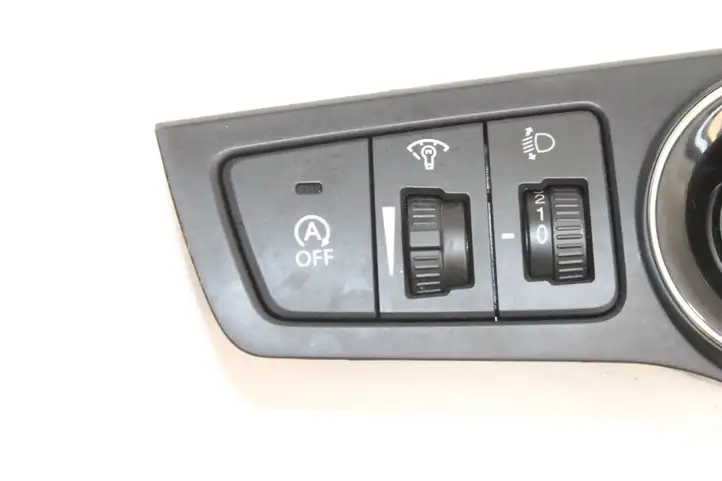 Hyundai i40 (2011 - ) 933003Z970 Включатель фонарей — фото 2