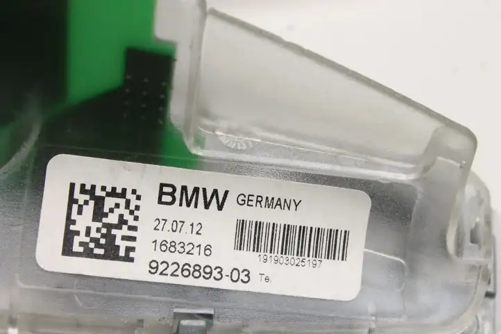 BMW 3 F30 F35 F31 (2012 - 2018) 9226893 GPS антенна — фото 3