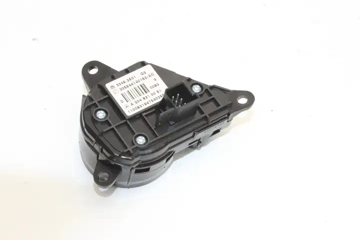 Mercedes-Benz C W204 (2007 - 2014) A2048210051 Кнопки на рулевом колесе — фото 2
