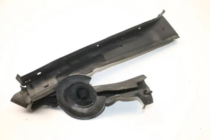 BMW 1 F20 F21 (2011 - 2019) 7307863 Другая часть кузова — фото 2