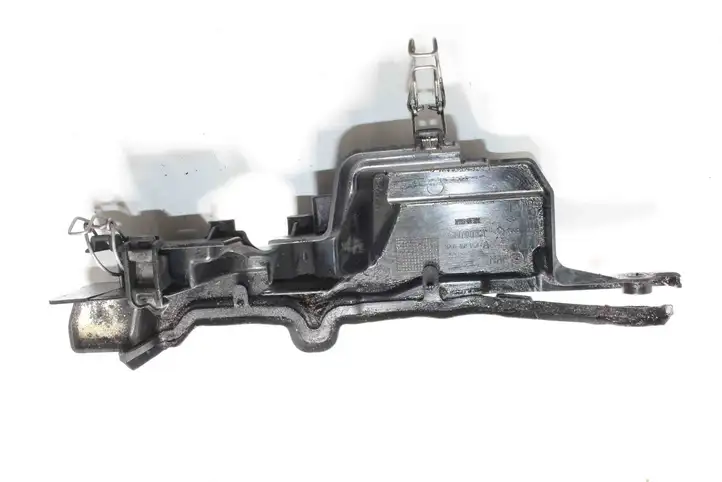 Nissan Qashqai (2006 - 2010) 8200468152A Прочие детали моторного отсека — фото 1