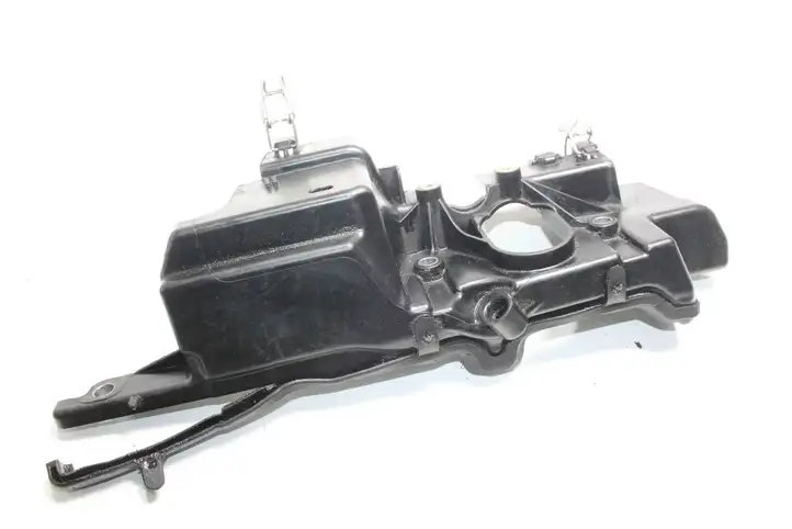 Nissan Qashqai (2006 - 2010) 8200468152A Прочие детали моторного отсека — фото 2
