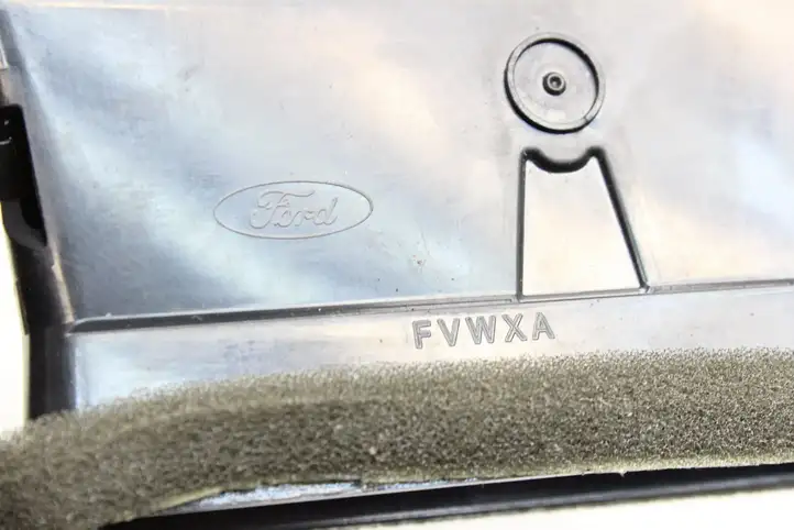 Ford Focus Grand C-MAX (2010 - 2019) Воздушная решетка панели — фото 3