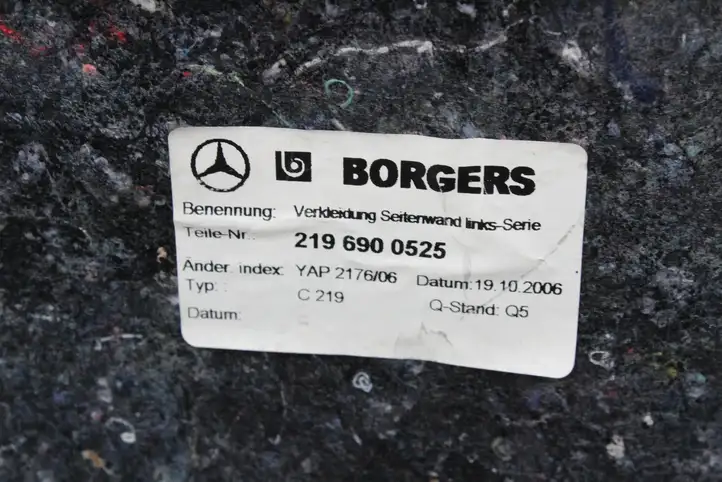 Mercedes-Benz CLS C219 (2003 - 2011) 2196900525 Боковая обшивка багажника — фото 5