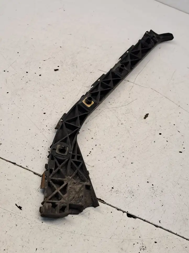 Toyota Prius (XW20) (2003 - 2009) 5257547011 Кронштейн заднего бампера — фото 4