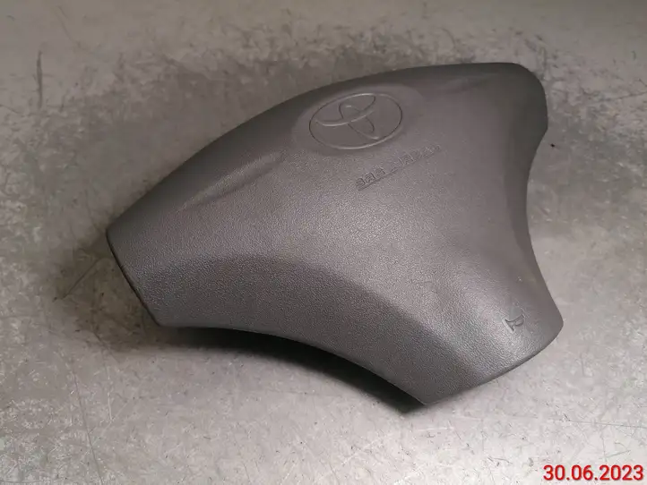 Toyota Yaris (1999 - 2003) Подушка безопасности руля — фото 1