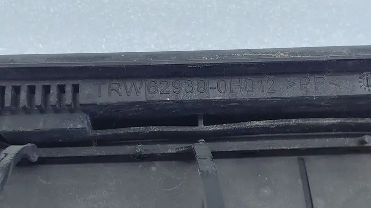 Toyota Aygo AB40 (2014 - 2018) 629300H012 Вентиляционная решетка кузова — фото 2