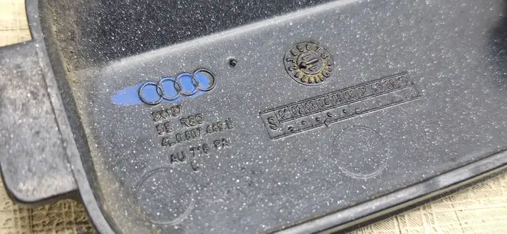 Audi Q7 4L (2005 - 2009) 4L0807449E Заглушка буксировочной петли бампера — фото 3