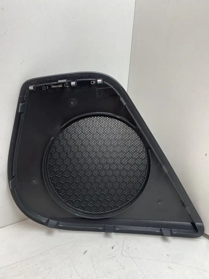 Audi A6 C7 (2011 - 2014) 4G0035435A Накладка динамика задней двери — фото 3