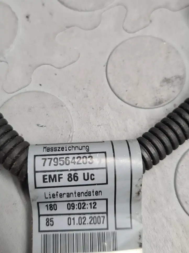 BMW 3 E90 E91 (2005 - 2012) 779564203 Прочая электропроводка — фото 5