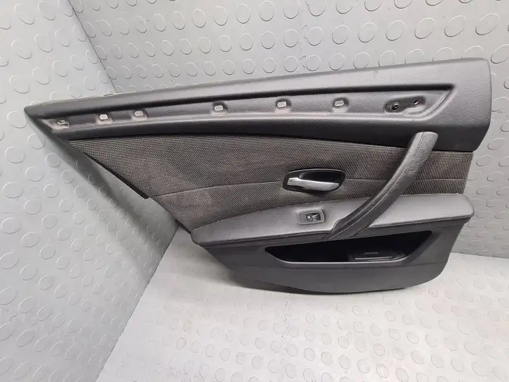 BMW 5 E60 E61 (2004 - 2010) 1369286 Обшивка задней двери — фото 11