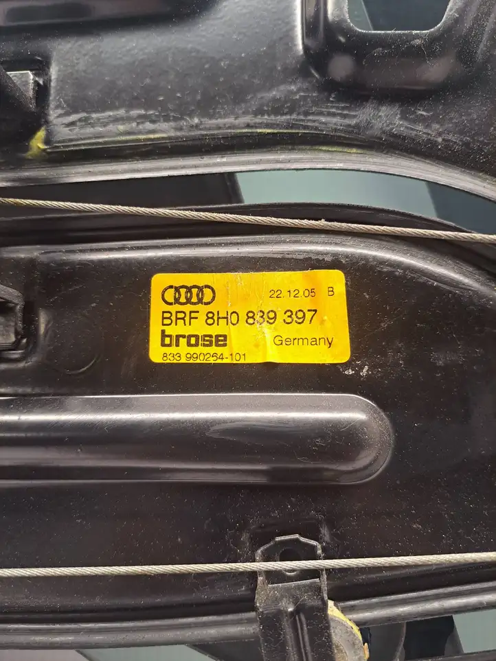 Audi A4 S4 B7 8E 8H (2004 - 2009) 8H0839397 Стеклоподъемник передней двери (комплект) — фото 10