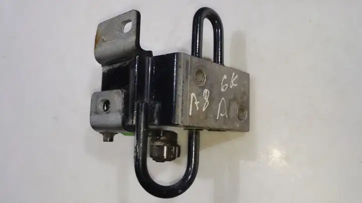 Audi A8 S8 D2 4D (1999 - 2002) 4D0833411C Нижняя петля задней двери — фото 1