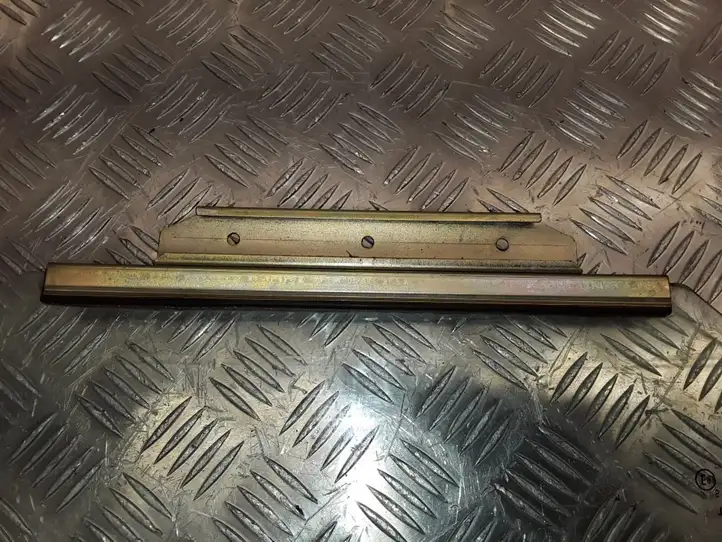 Toyota Yaris (1999 - 2003) 43R00048 Стекло задней двери — фото 2