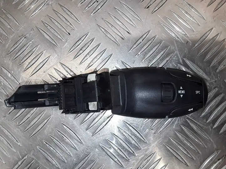 Citroen C5 (2001 - 2004) 96413388ZL Включатель регулировки звука — фото 1