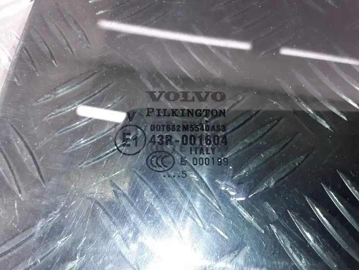 Volvo XC90 (2002 - 2006) 43R001604 Стекло задней двери — фото 4