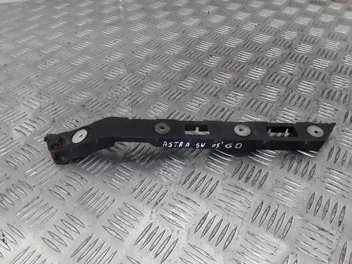 Opel Astra H (2004 - 2009) 24460467 Кронштейн заднего бампера — фото 1
