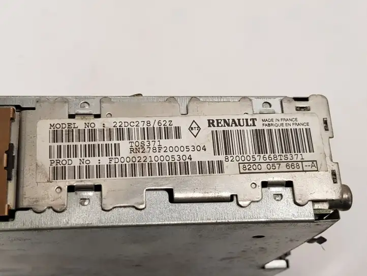 Renault Vel Satis (2002 - 2005) 8200057668A Магнитола / мультимедийная система — фото 4