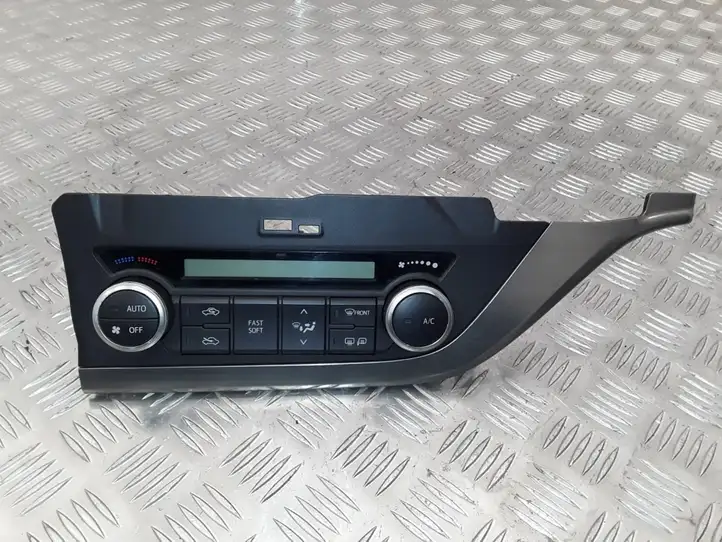 Toyota Auris E180 (2012 - 2018) 5590002380 Кнопка кондиционера — фото 1